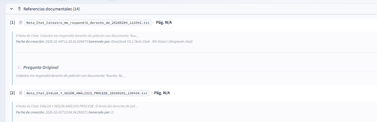 Respuesta del chat mostrando referencias documentales con citas de página y documento fuente